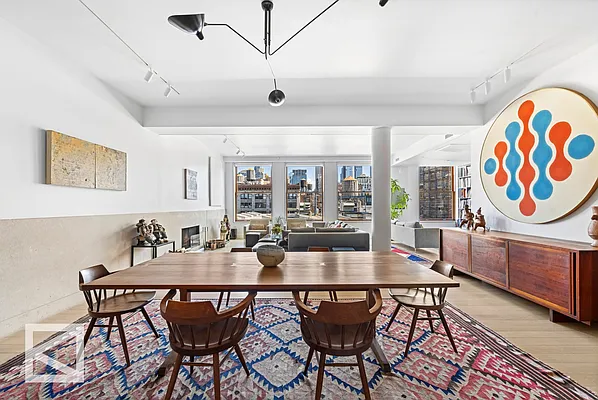 Living room, photo 2
