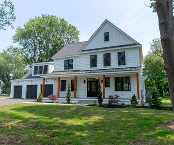 6 McDermott Road, Exeter, NH, 03833