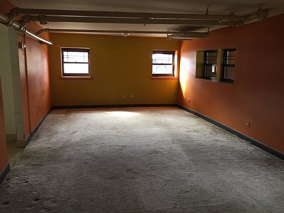 2nd image of 506 W Madison St #B