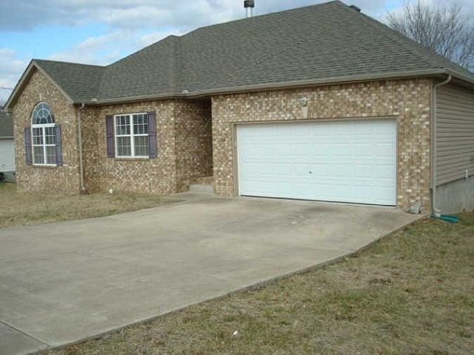 2nd image of 706 McKean Dr