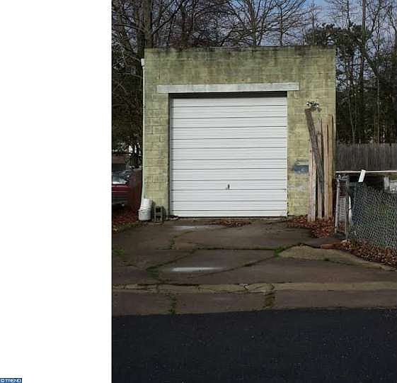2nd image of 26 Guenther Ave
