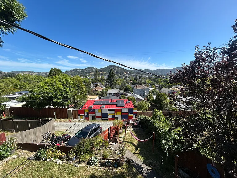 46 Martens Blvd — Photo 23
