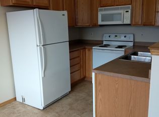 905 E Riggs St APT 4, East Helena, MT 59635