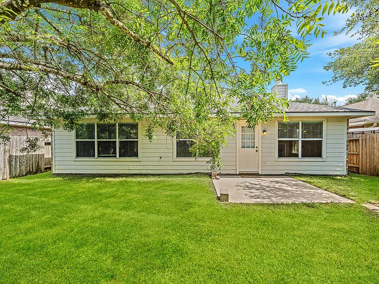 17935 Rose Hill Park Ln — Photo 27