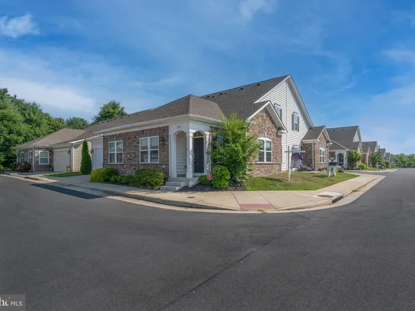 49 Harpers Mill Way, Lovettsville, VA 20180