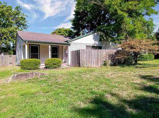 109 S Parkwood Ln, Wichita, KS 67218