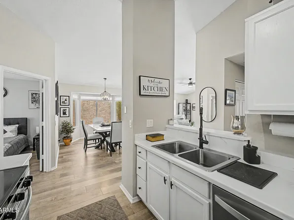 1803 E PALM BEACH Drive, Chandler, AZ 85249