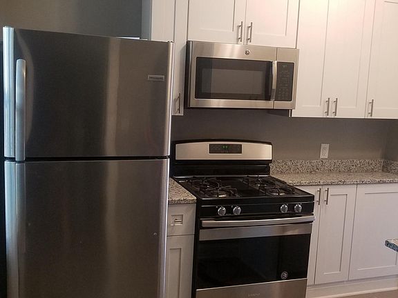 2nd image of 3859 2nd Ave S #2