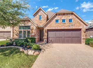 8429 La Fontaine Dr, North Richland Hills, TX 76182