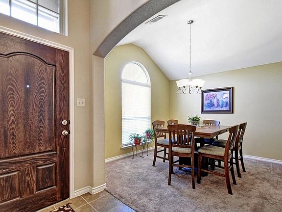 3rd image of 1375 Crescent Cove Dr