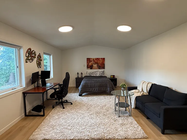 406 Avenue I — Photo 7