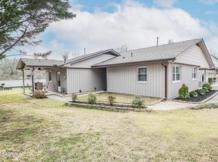 132 Pembroke Rd, Oak Ridge, TN 37830