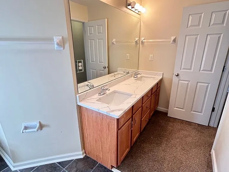 1372 Island Town Dr — Photo 7