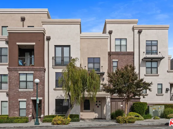 125 W Colorado Blvd, Monrovia, CA 91016