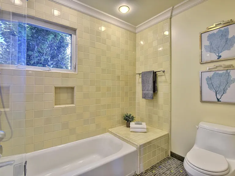 1190 Willow Glen Way — Photo 34