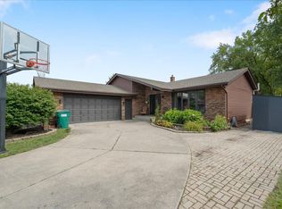 1154 Tamarack Pl, Munster, IN 46321