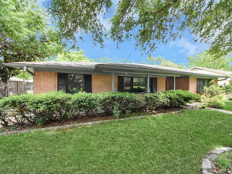 4422 Nenana Dr — Photo 36