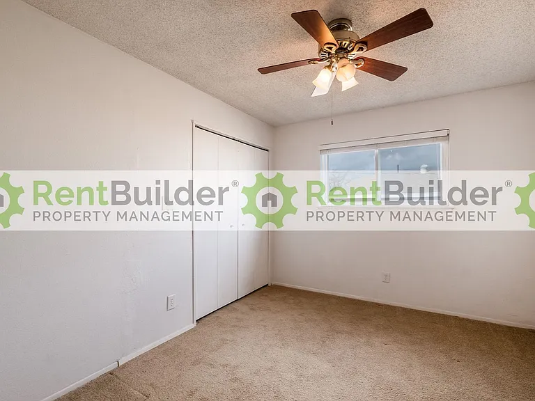 14104 Turner Pl NE — Photo 6