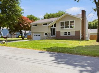 5 Baldwin Dr, Johnston, RI 02919