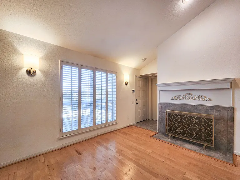 1860 White Oak Dr #236 — Photo 11