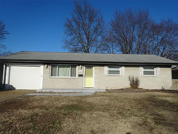 2nd image of 1525 Miller Dr