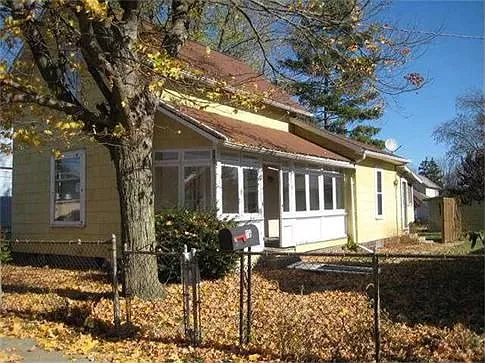 118 Ringold St photo 1