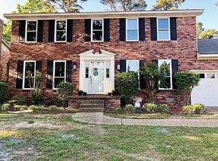 12724 Pleasant Forest Dr, Little Rock, AR 72212