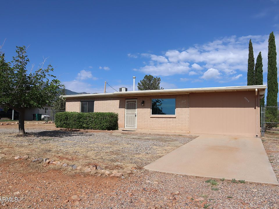 1st image of 4952 S San Carlos Avenue