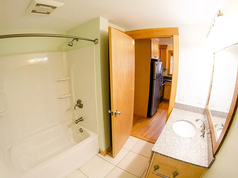 274 Park Ave #4 — Photo 11