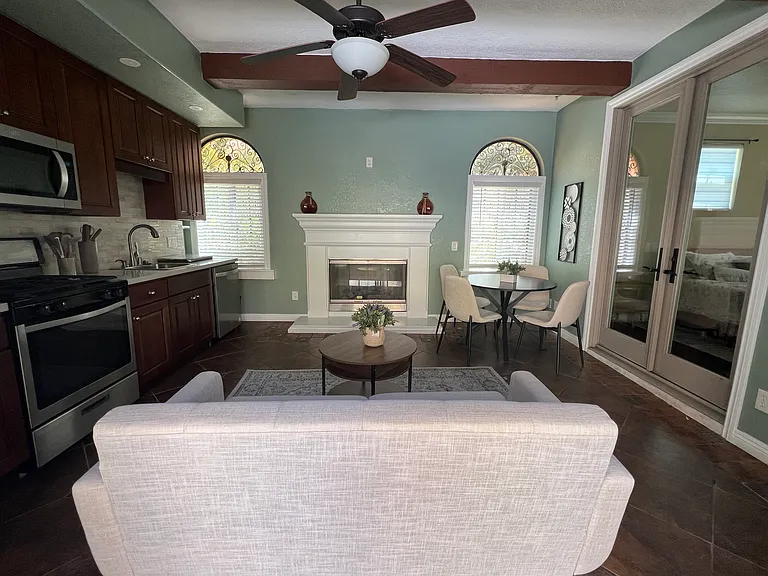 16611 Catena Dr — Photo 10