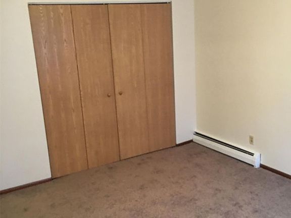 4th image of 171 S Royal Ave APT 4