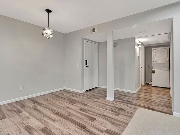 3rd image of 10425 Caminito Cuervo Unit 224