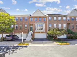 46851 Burning Branch Ter, Sterling, VA
