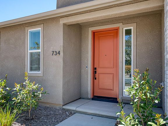 3rd image of 734 Josephine Ln
