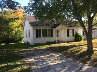 302 Glen Lily Rd, Bowling Green, KY 42101