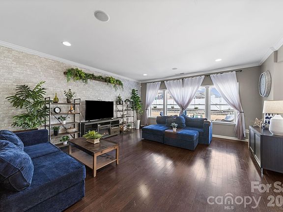 3rd image of 15224 Kissimmee Ln