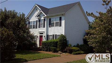 2nd image of 2865 Sutherland Dr