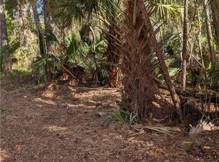 109 N Maple St, Inglis, FL 34449