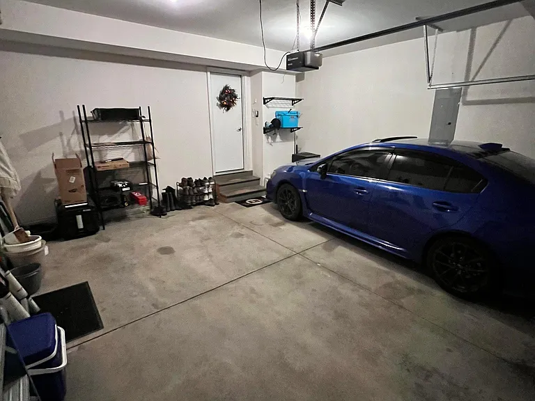 2-Car Garage