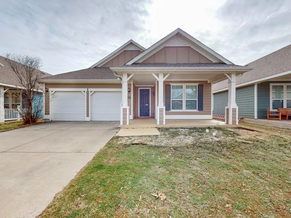 9028 Blackstone Dr, Aubrey, TX 76227