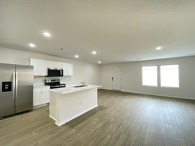 189 Preston Ln — Photo 8