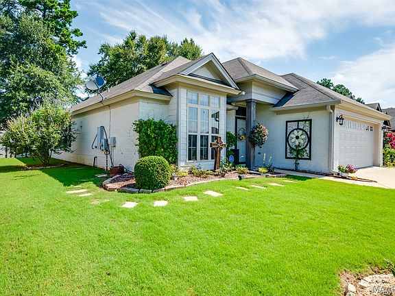 5th image of 9155 Crescent Lodge Cir