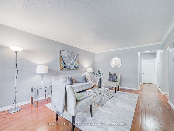 5th image of 23 Broadview Ave