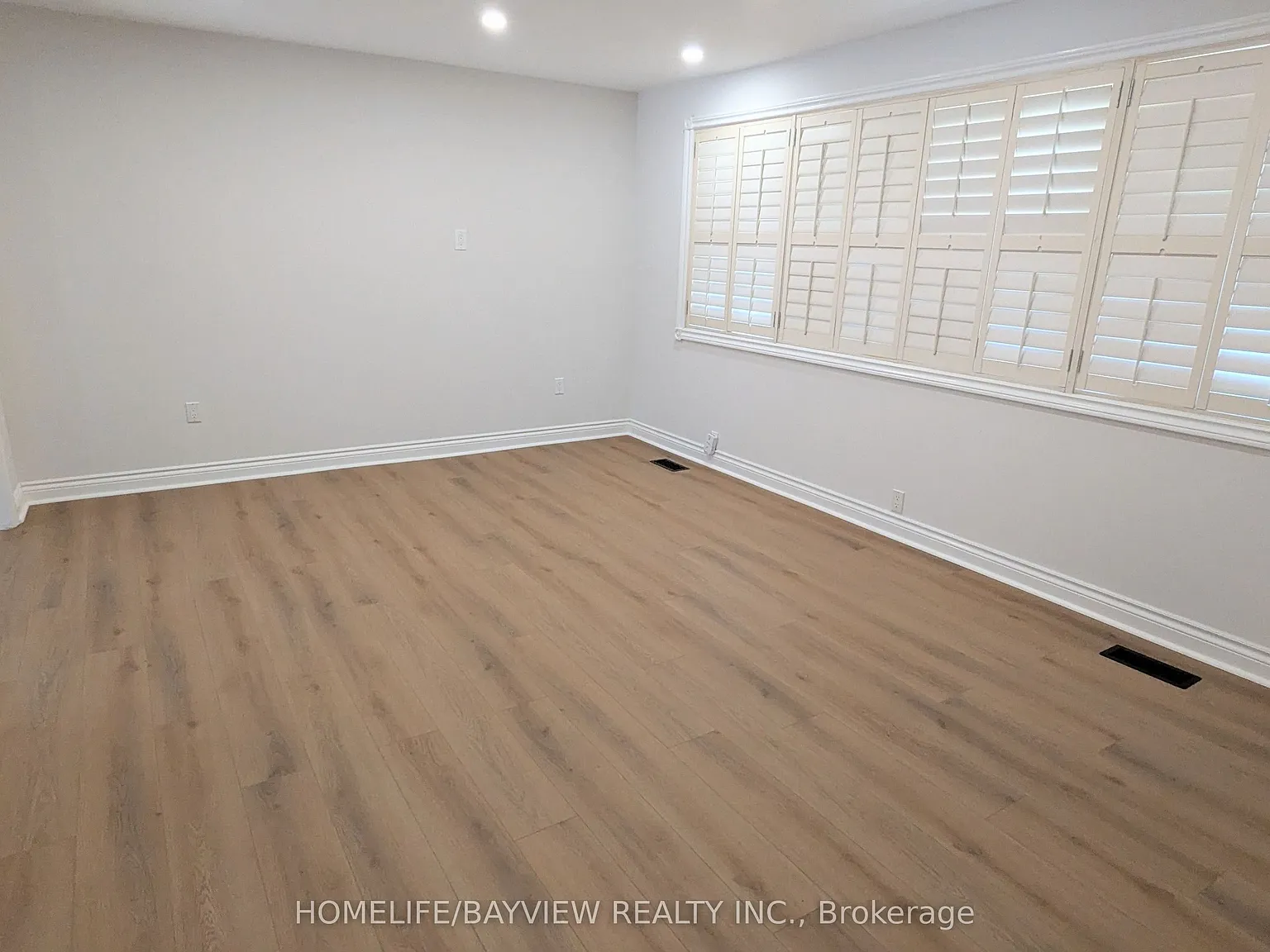 4 bed, $3,500 — Photo 2