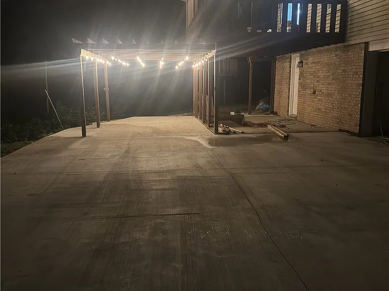 1376 Pheasant Cir — Photo 16