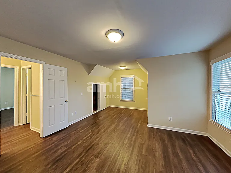 815 Hillcrest Ln — Photo 26
