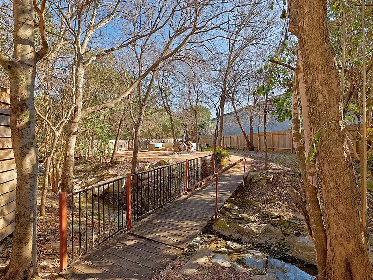 2209 Thornton Rd #A — Photo 34