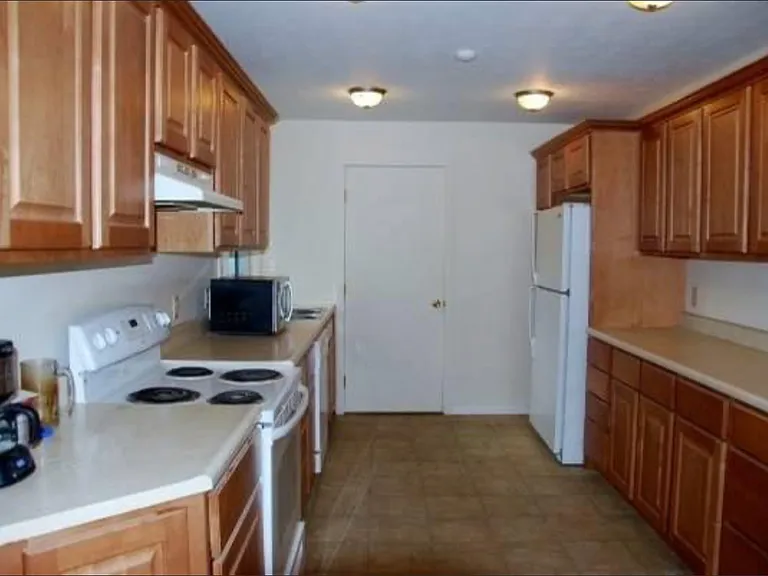 572 Warren Rd — Photo 5