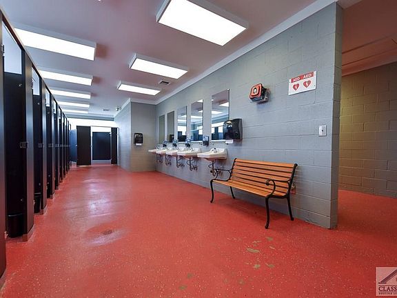 3rd image of 665 Hancock Industrial Way #1