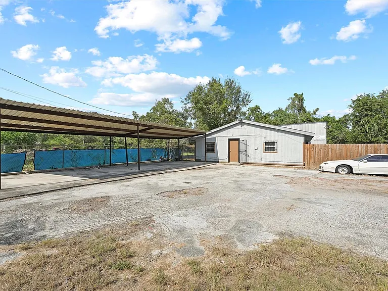 5621 Haywood St — Photo 7